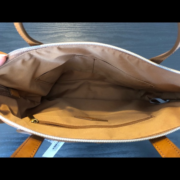 Fossil Felicity Satchel; Neutral stripe purse - Picture 3 of 3